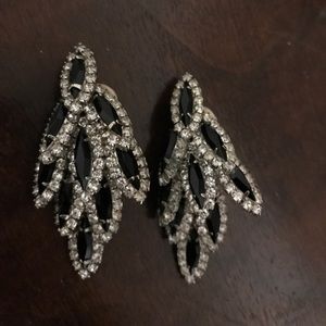 Amazing vintage rhinestone crystal black earrings